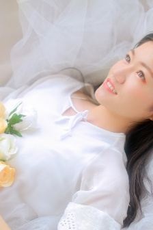 漂亮的女邻居在线播放